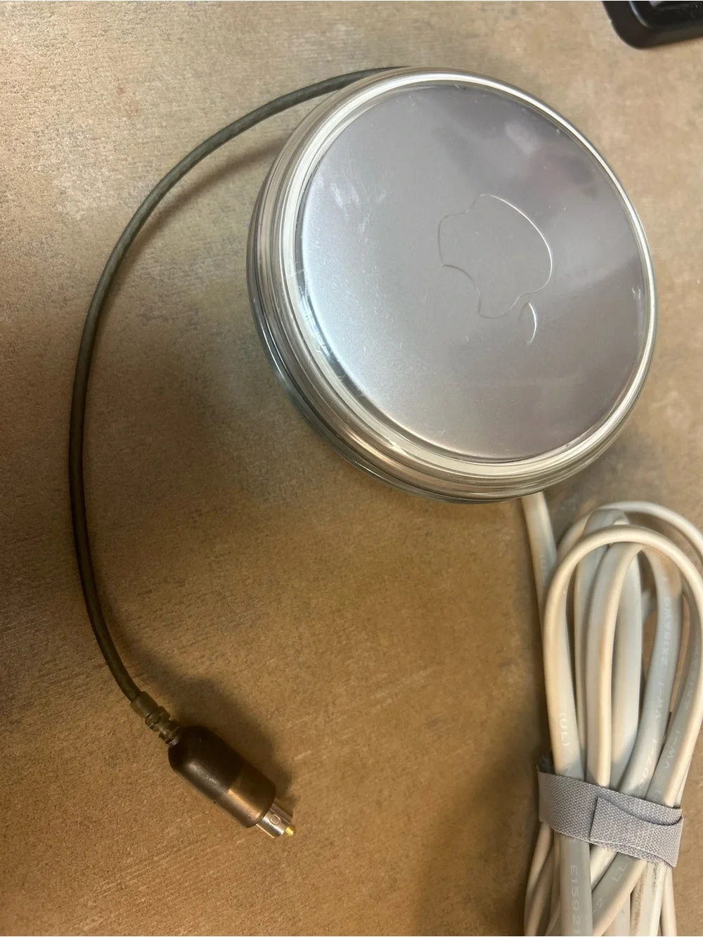 Apple M7332 Yo-Yo Style Power Adapter 45W 24V 1.875A For iBook OEM